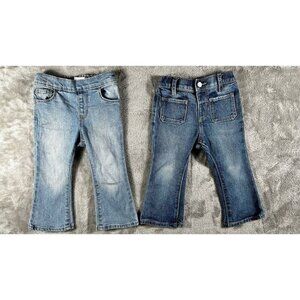 ✨ Bundle of TWO adorable Old Navy toddler flare jeans in size 2T! ✨
